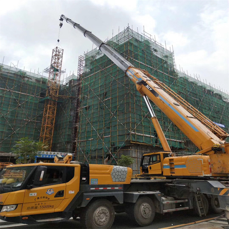 霞浦县谈谈吊车租赁需要注意的事项